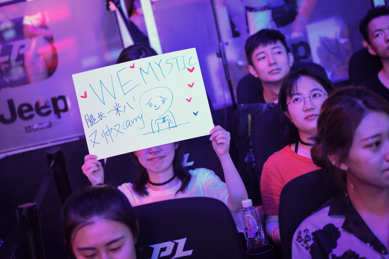 Legacy 震惊地在 2025 年 BLAST.tv 奥斯丁 Major 中以 2：0 击败 FaZe 晋级第三阶段